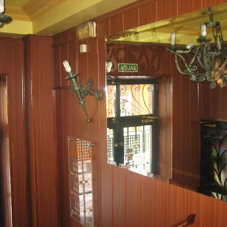 Affittacamere Restaurante La Trucha 3*