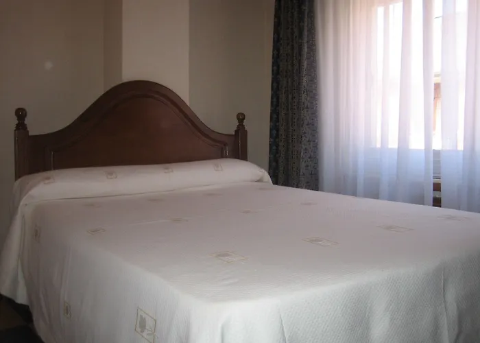 Restaurante La Trucha Guest house Benavente